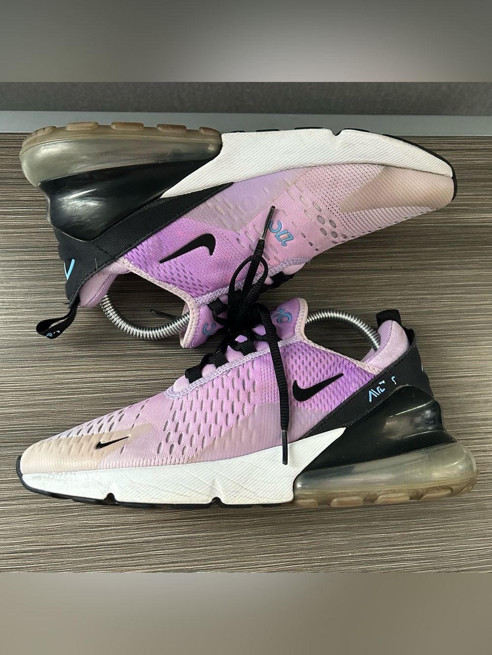 Nike Air Max 270 Lilac Purple Blue Athletic Shoes Women’s Size 9 DZ5206-500